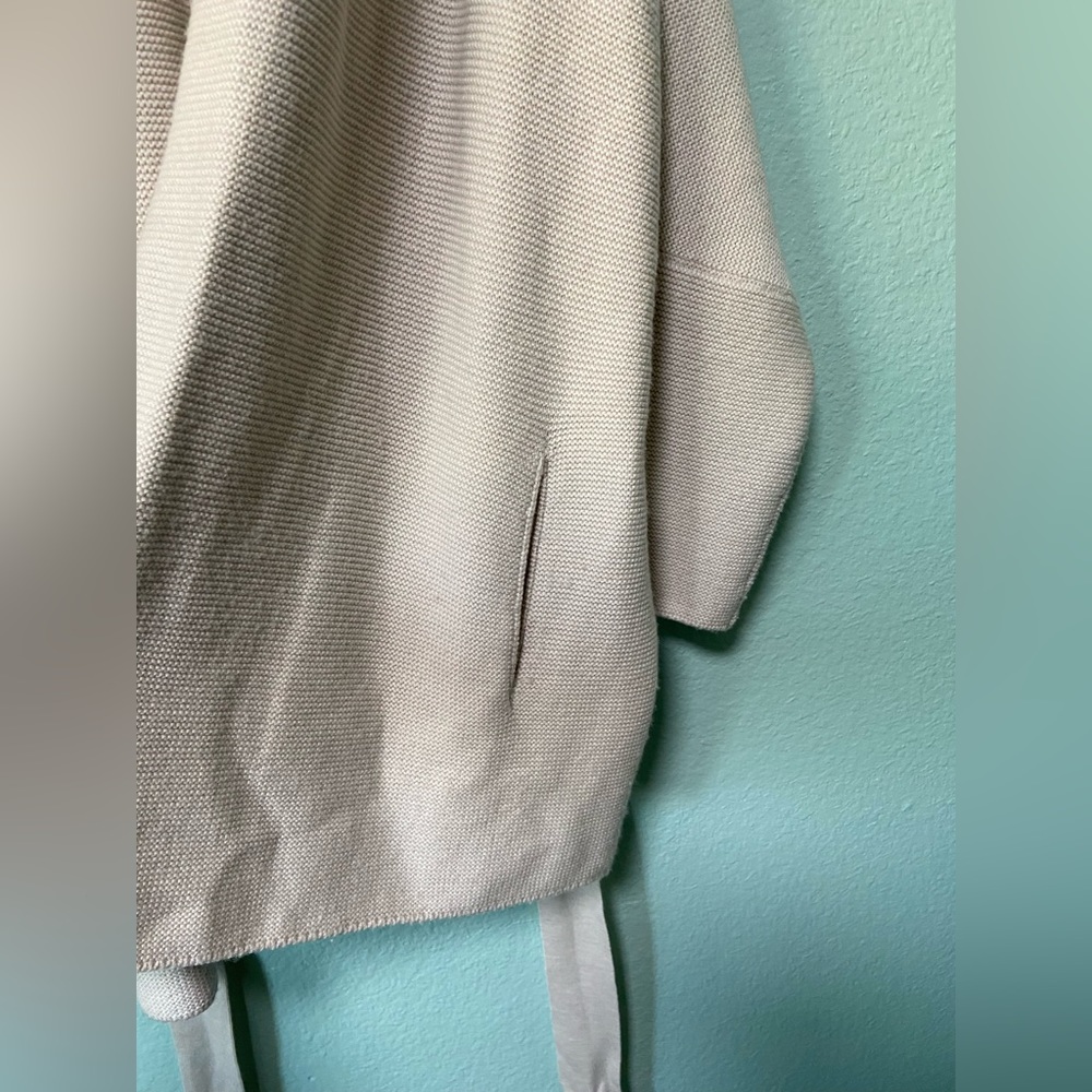 MM Lafleur Women's Cardigan in Cream - Picture 10 of 12